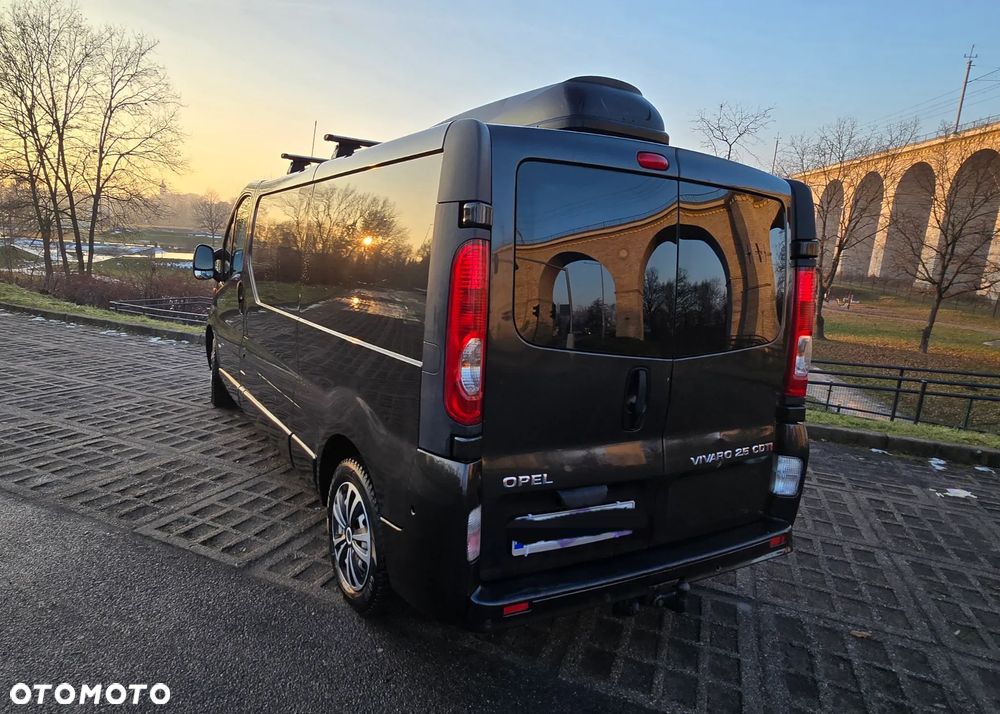 Opel Vivaro - 5