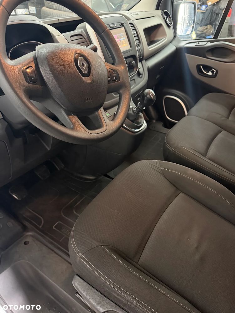 Renault trafic - 6