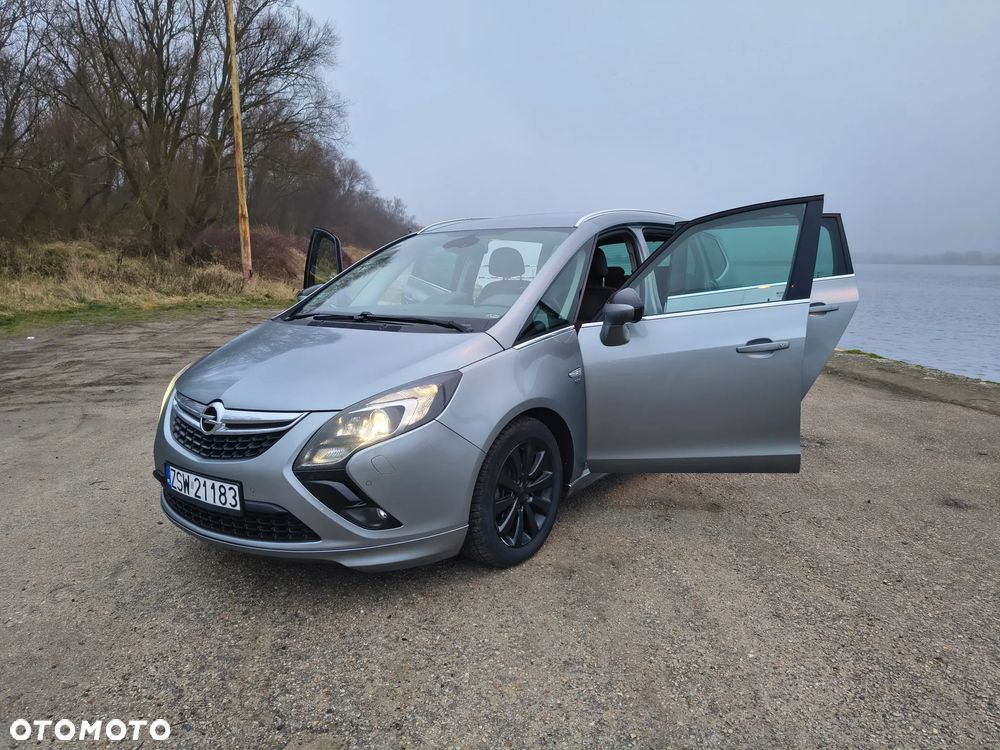 Opel Zafira Tourer 2.0 BITurbo CDTI Start/Stop Sport - 2