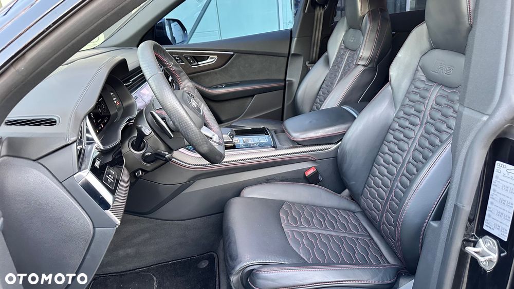 Audi RS Q8 - 31