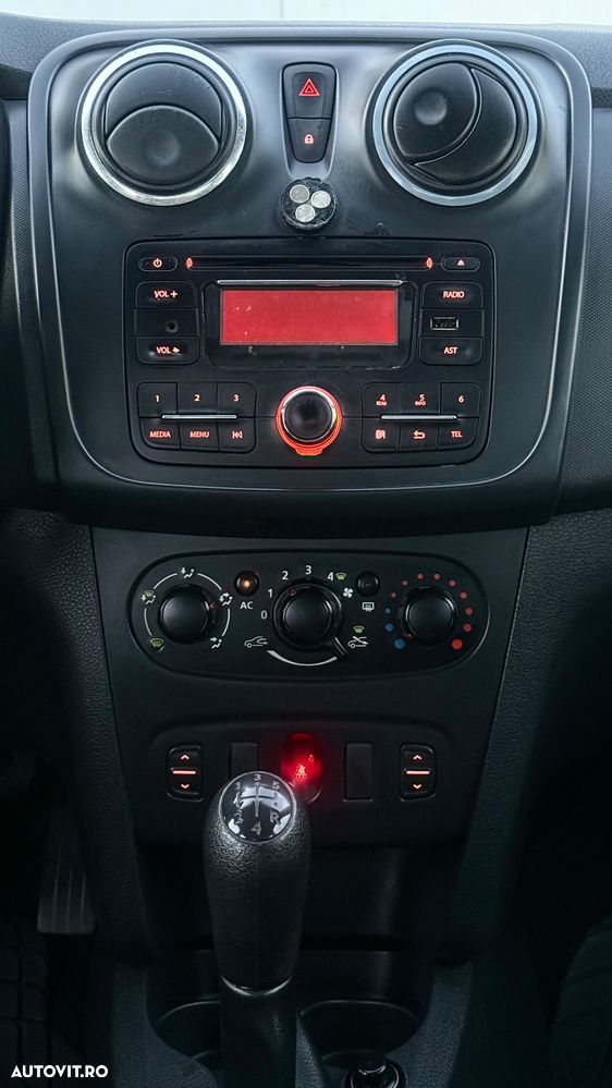 Dacia Logan 1.2 75CP Laureate - 9