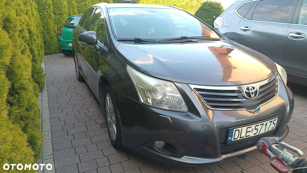 Toyota Avensis 2.0 D-4D Active - 9