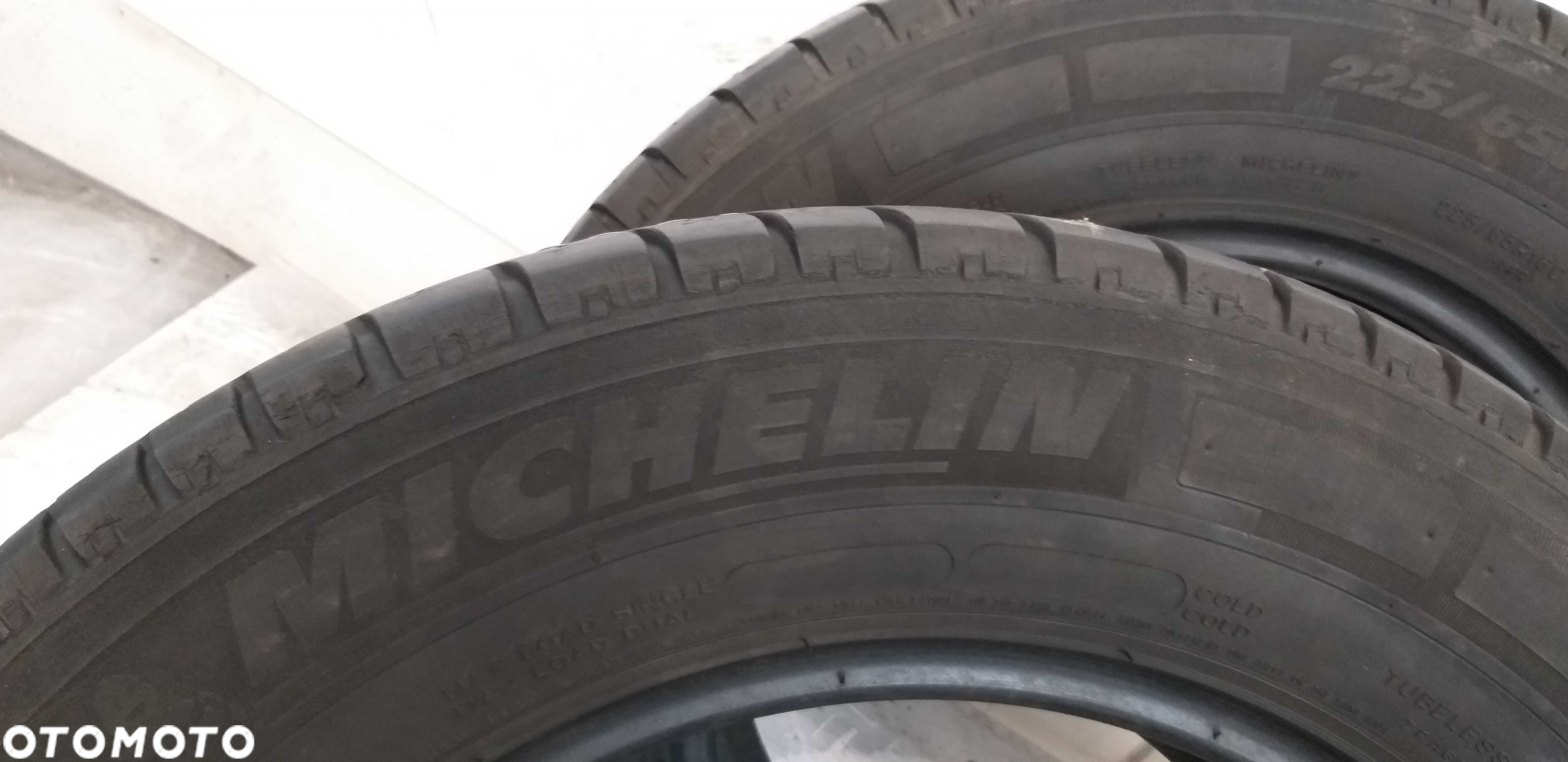 P562460M Para 225/65R16C Michelin Agilis dot 5218 - 4