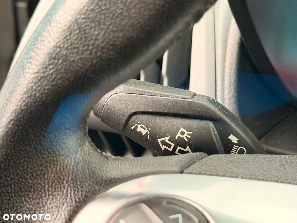 Ford Tourneo Connect Gr 1.5 EcoBlue Titanium PowerShift - 24