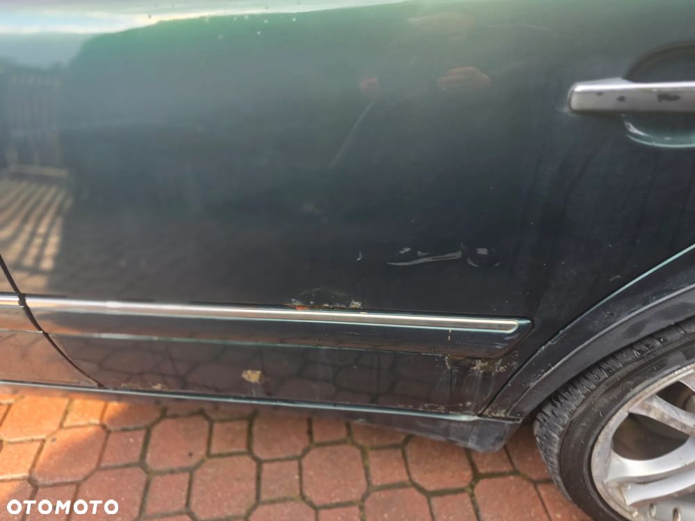 Mercedes-Benz Klasa E - 16