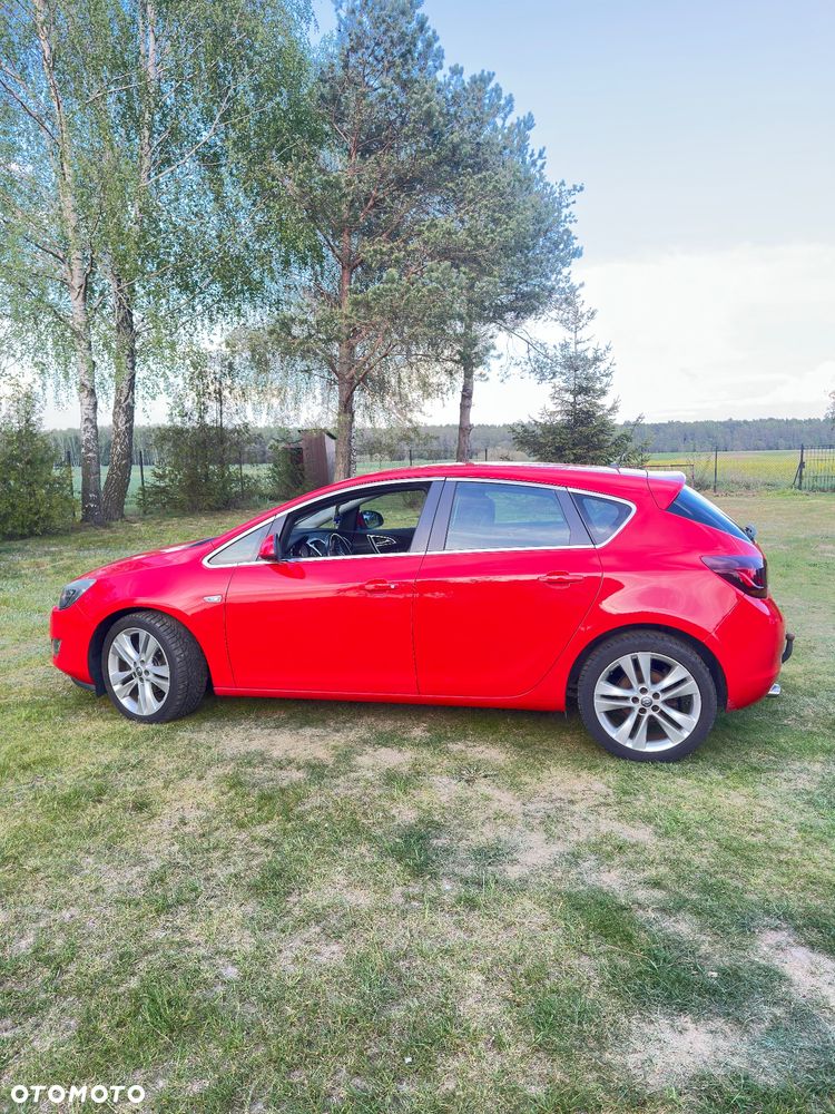 Opel Astra 1.4 Turbo Color Edition - 13