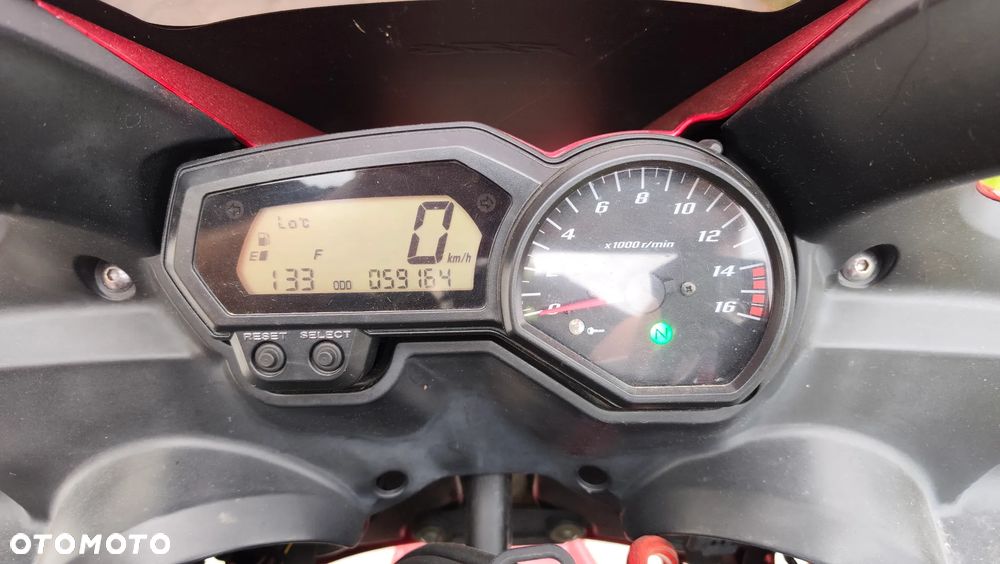 Yamaha FZ6 - 8