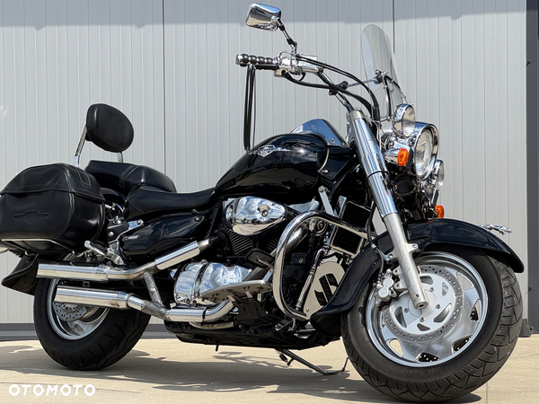 Suzuki Intruder