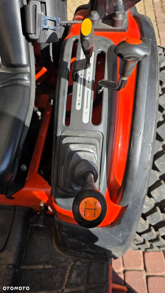Mitsubishi Tafe 6028 - 9