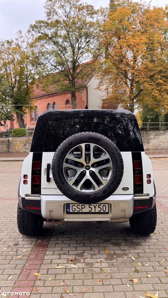 Land Rover Defender 110 2.0 D240 HSE - 6