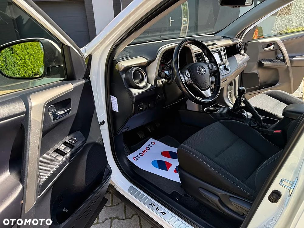 Toyota RAV4 2.0 4x4 Executive - 17