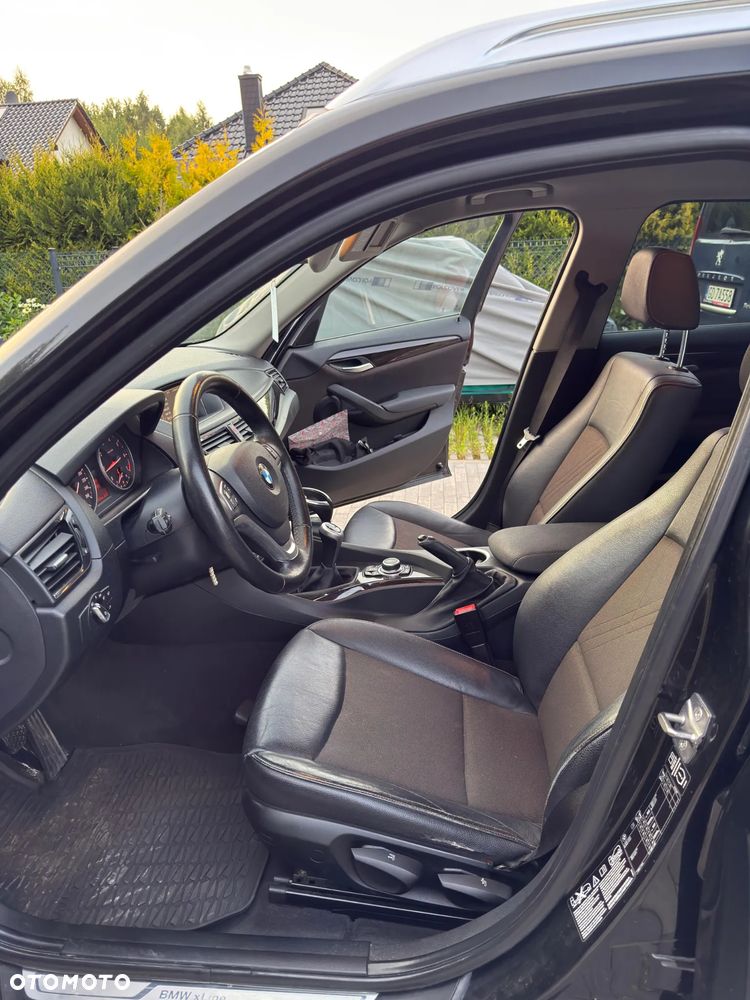 BMW X1 xDrive20i - 9