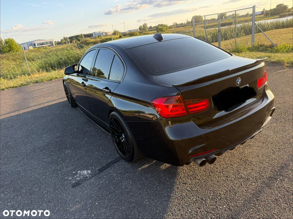 BMW Seria 3 320d - 15