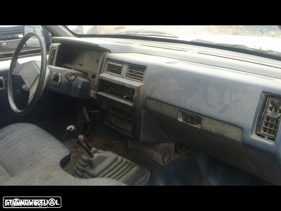 Peças Nissan D21 4x4 - 4
