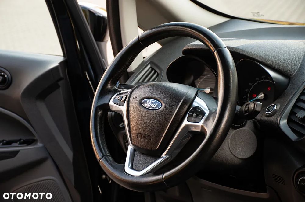 Ford EcoSport 1.0 EcoBoost TITANIUM - 31