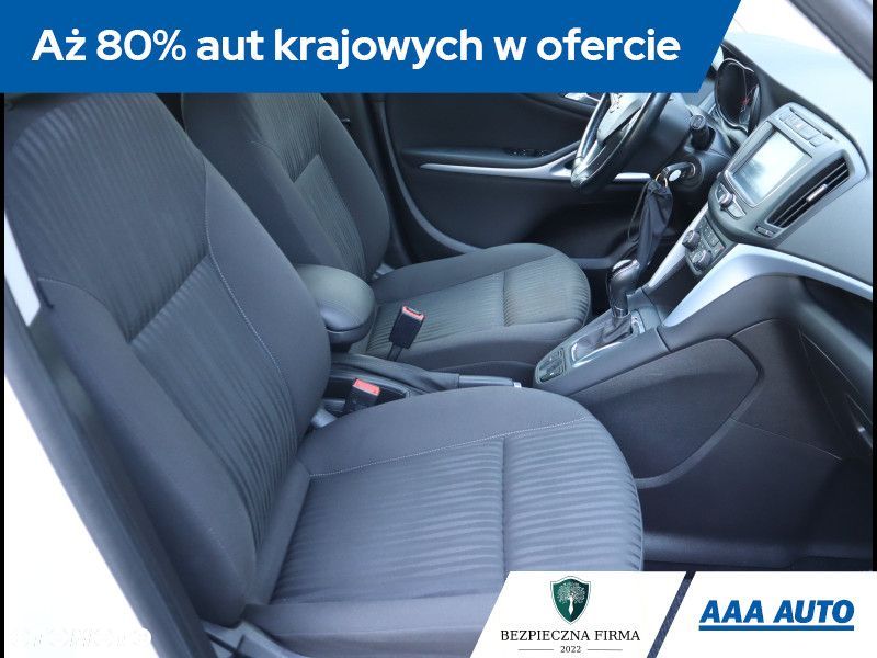 Opel Zafira - 10
