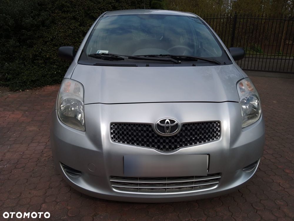 Toyota Yaris 1.0 Terra A/C - 2