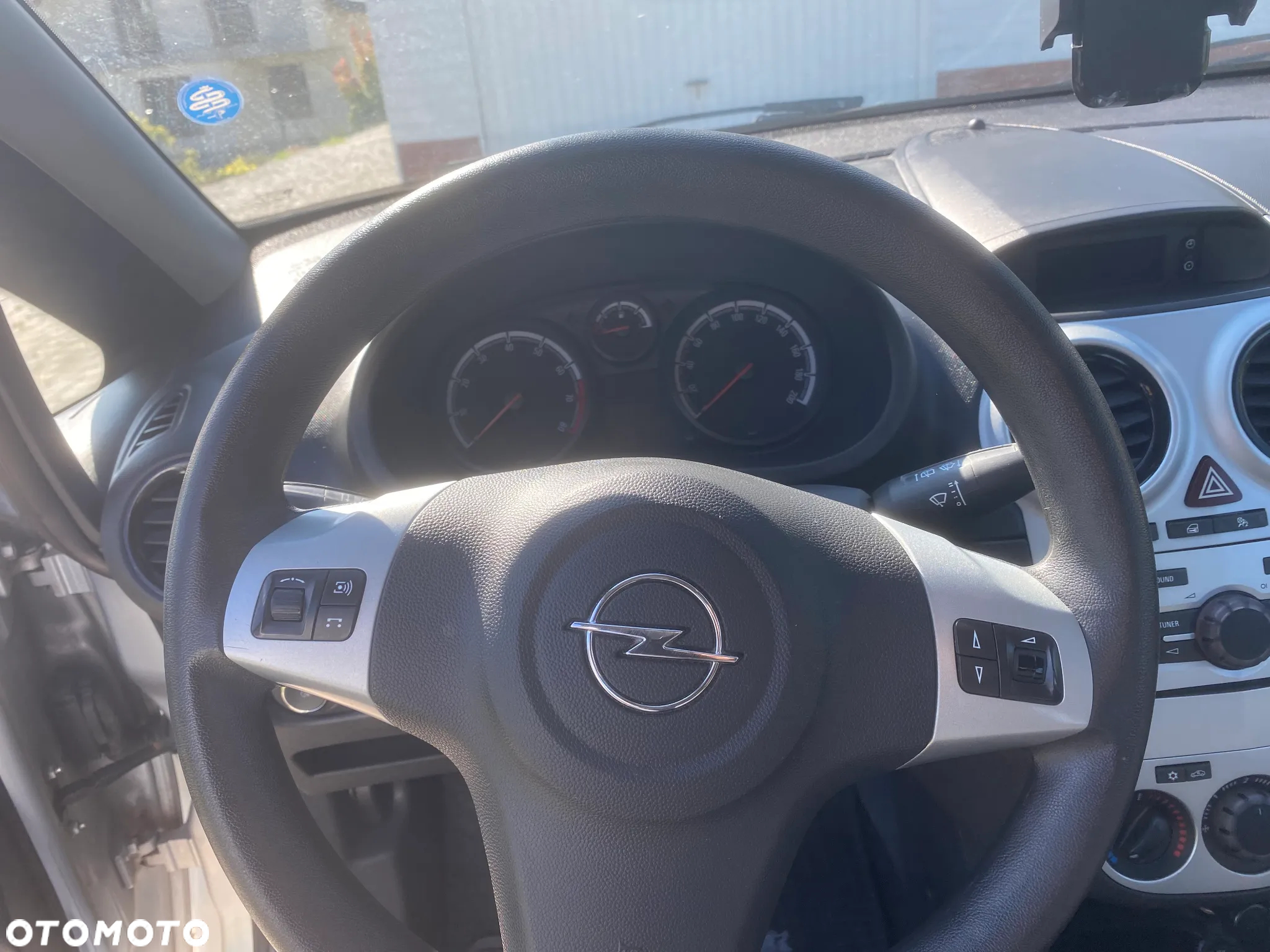 Opel Corsa 1.2 16V Enjoy - 13