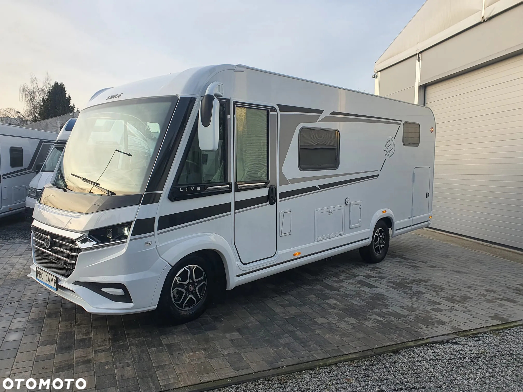 KNAUS LIVE I 650 MEG - 6
