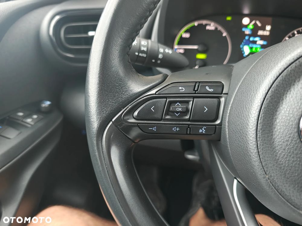 Toyota Yaris Hybrid 1.5 Comfort - 17
