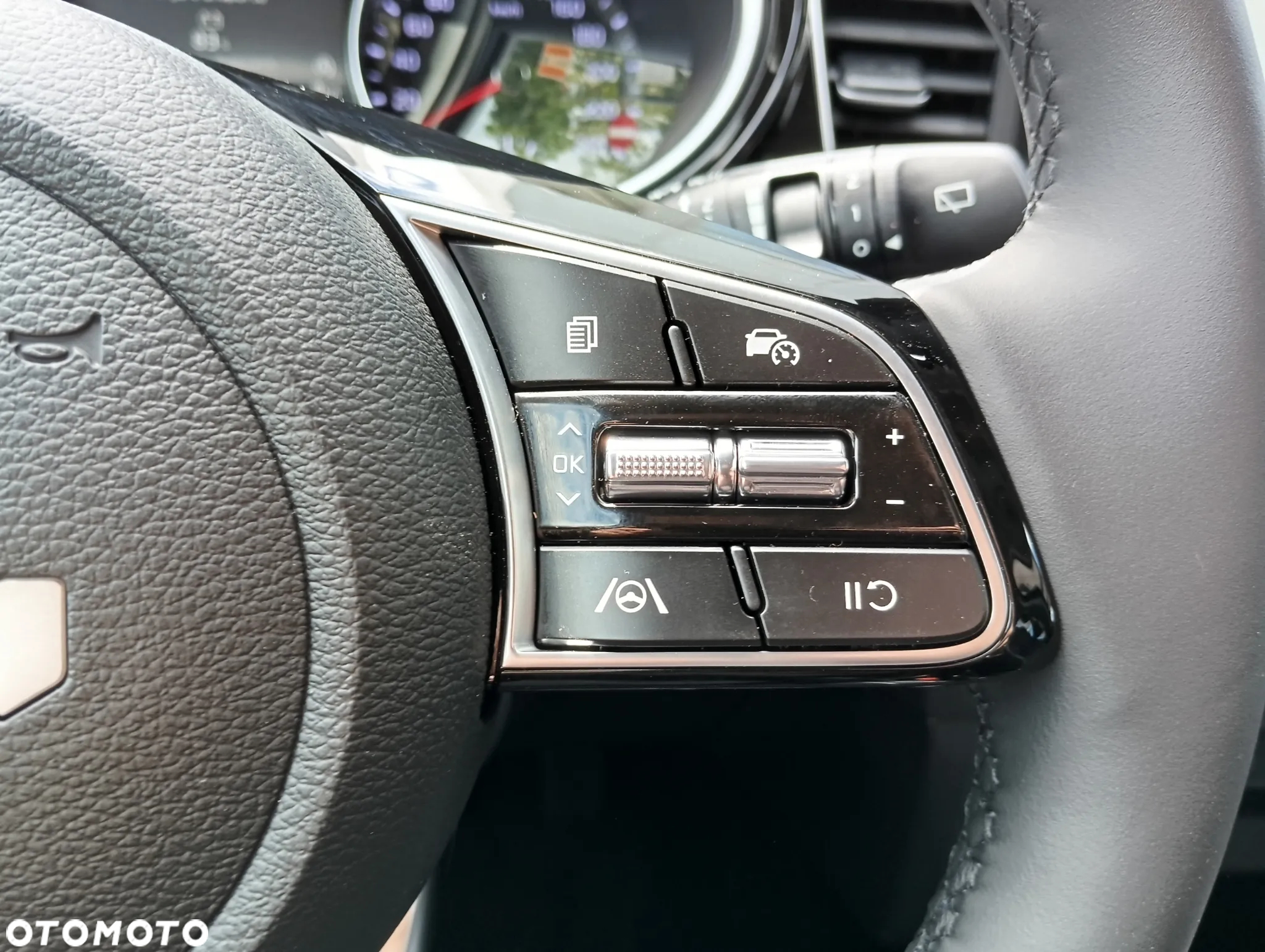 Kia Ceed - 22