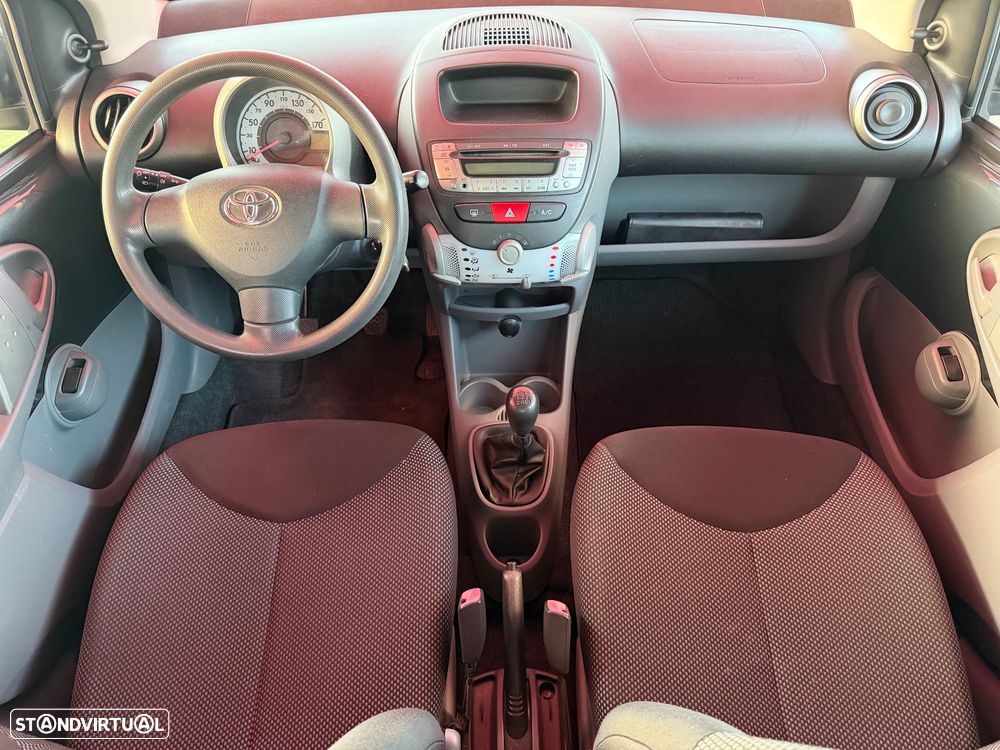 Toyota Aygo Cool - 10