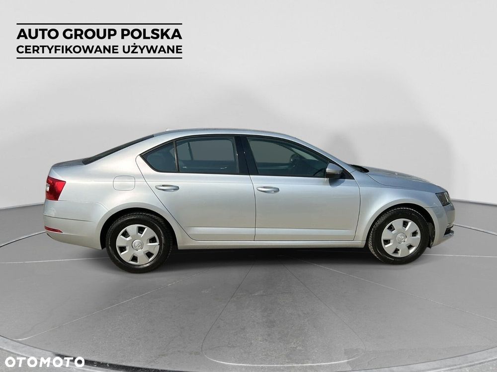Skoda Octavia 1.6 TDI Active - 15