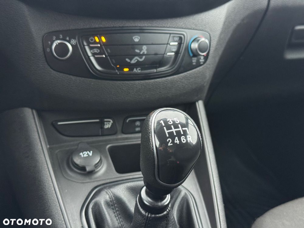 Ford Transit Courier Trend - 22