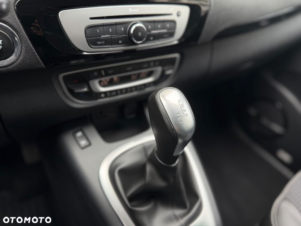 Renault Scenic - 15