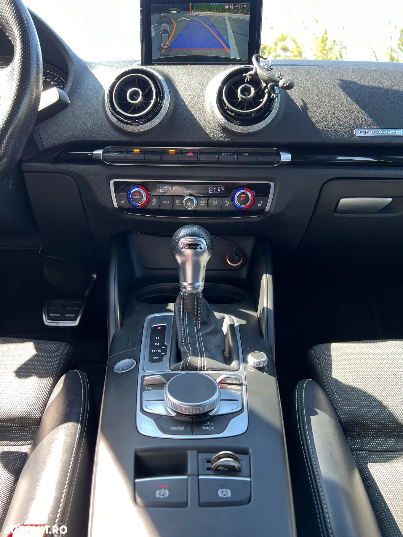 Audi A3 2.0 TDI Sportback (clean diesel) quattro S tronic Ambition - 11
