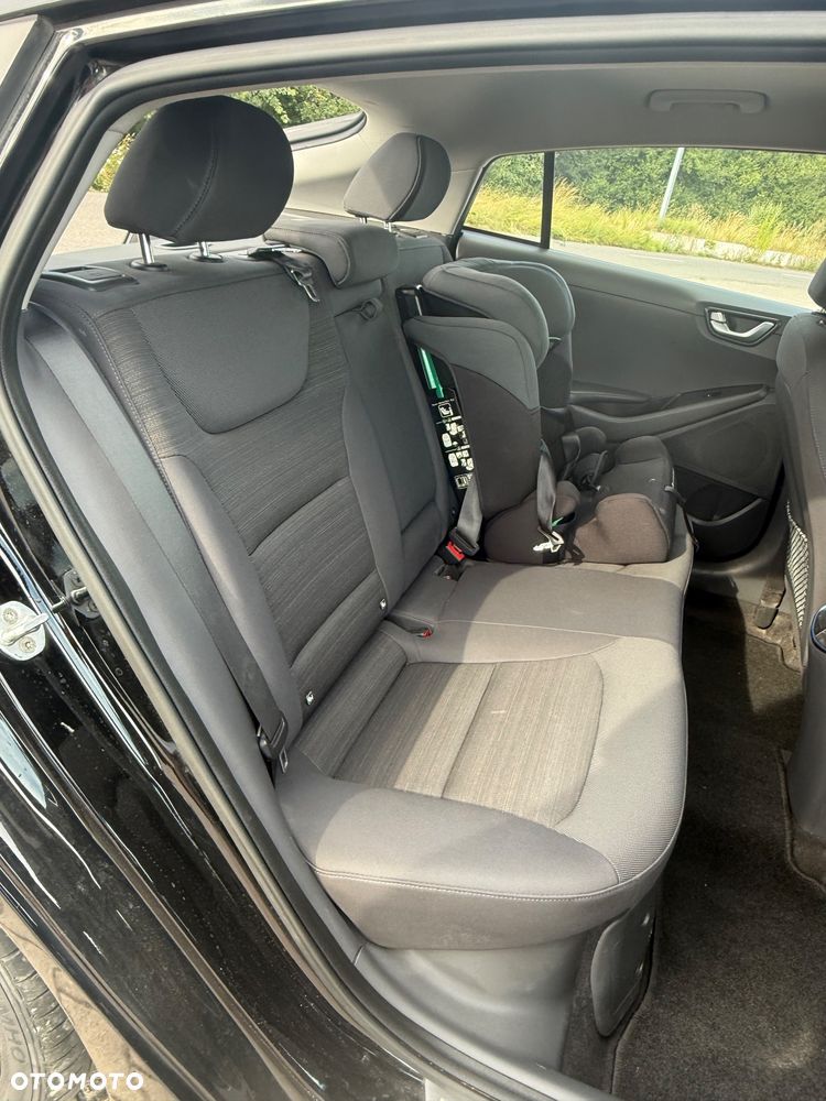Hyundai IONIQ 1.6 GDI Style - 26