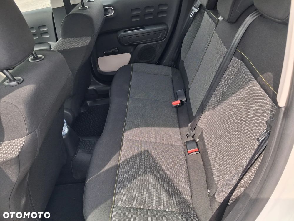 Citroën C3 Pure Tech (VTi) 82 Exclusive - 25