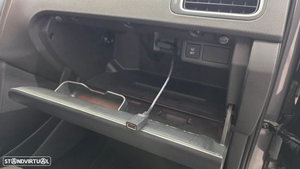 VW Polo 1.2 TSi (Blue Motion ) Highline - 33