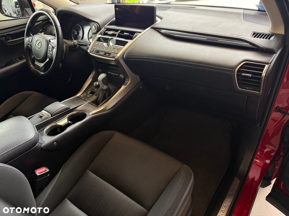Lexus NX - 16
