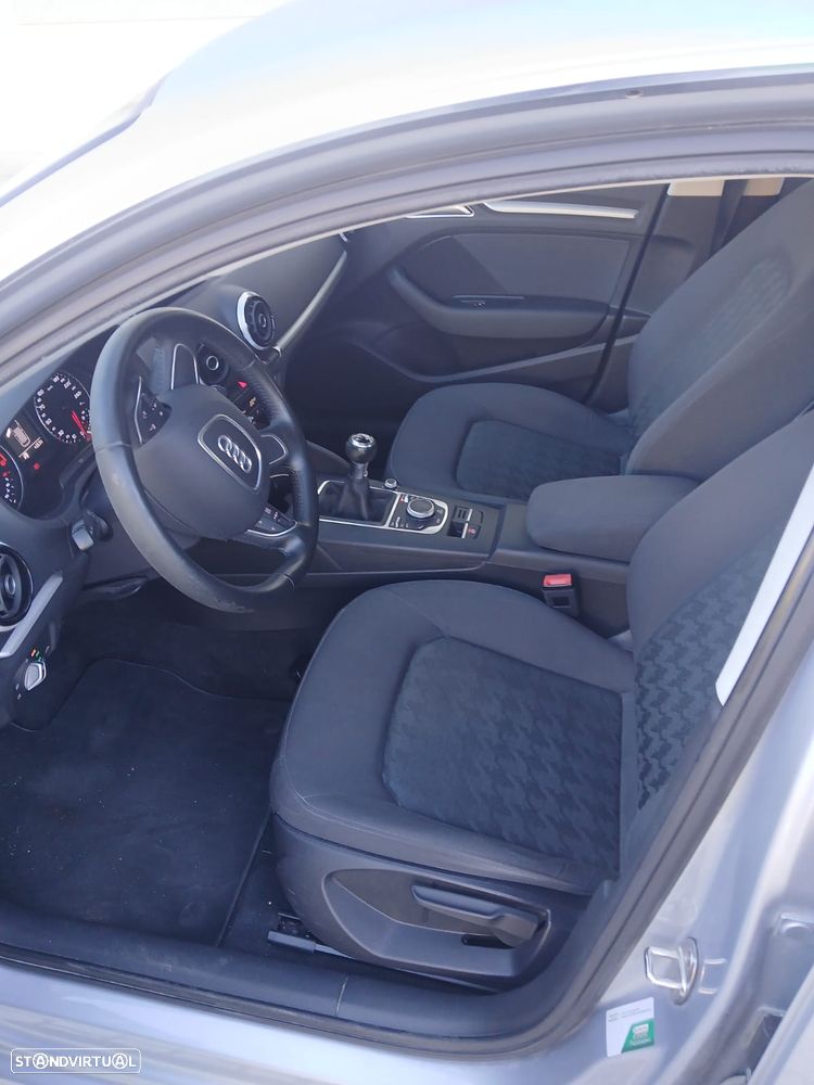 Audi A3 Sportback - 6