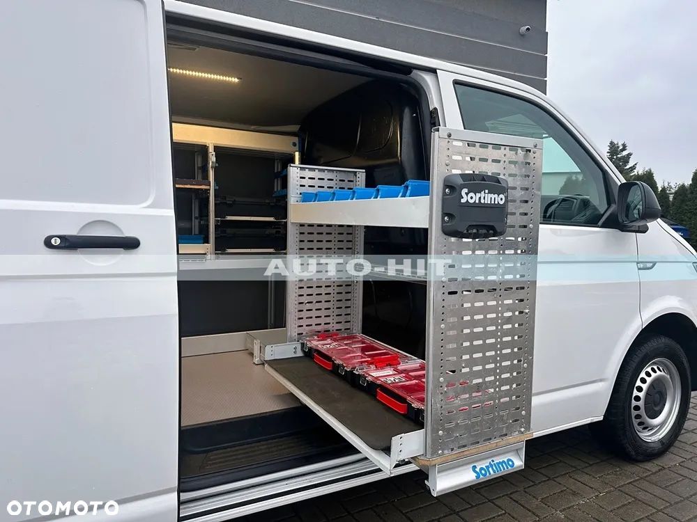 Volkswagen Transporter - 11