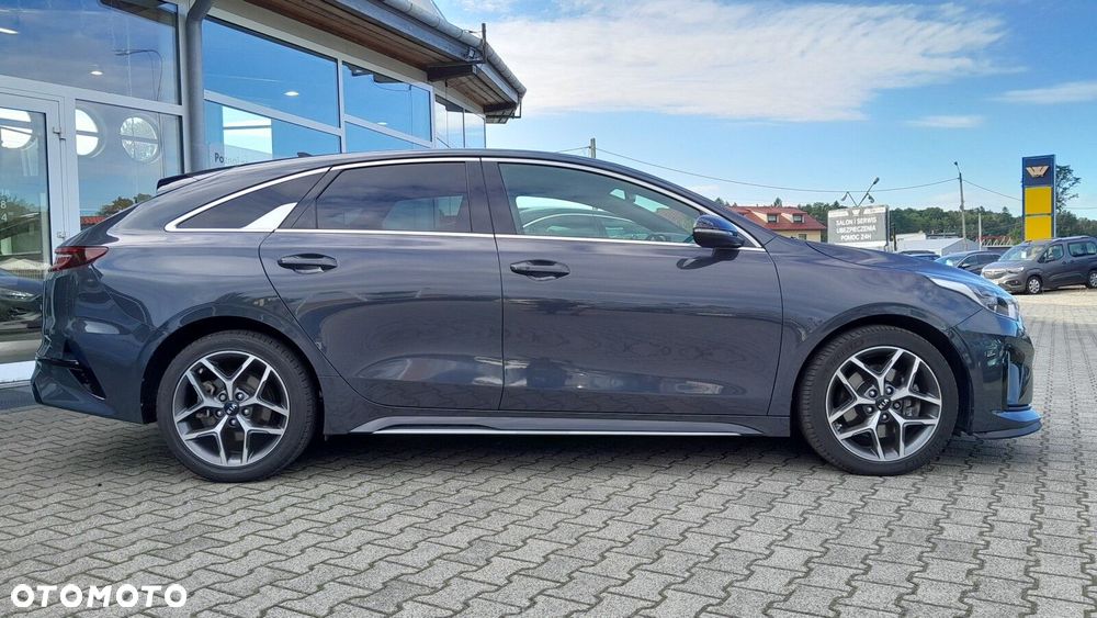 Kia ProCeed - 25