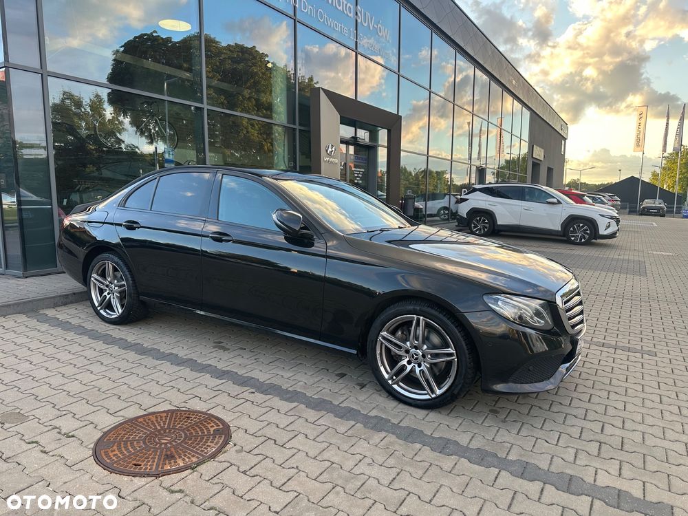 Mercedes-Benz Klasa E 220 d 9G-TRONIC - 35