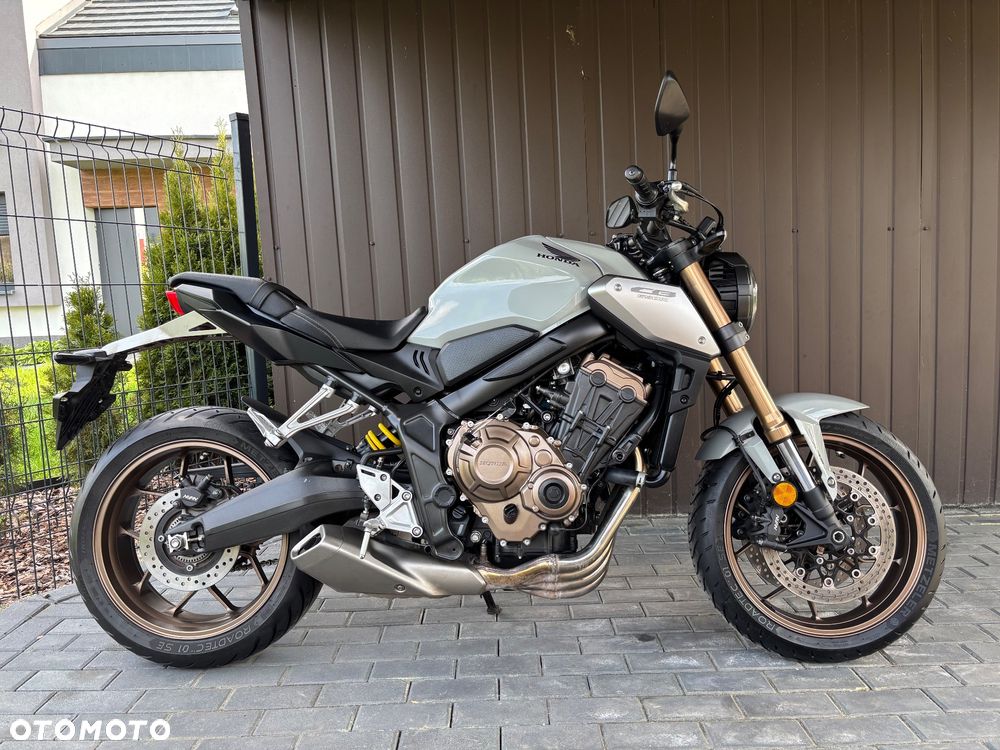 Honda CB - 6