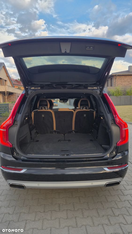 Volvo XC 90 D5 SCR AWD Inscription 7os - 11