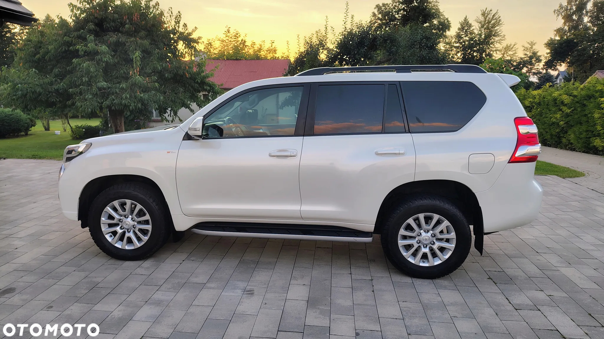 Toyota Land Cruiser - 8