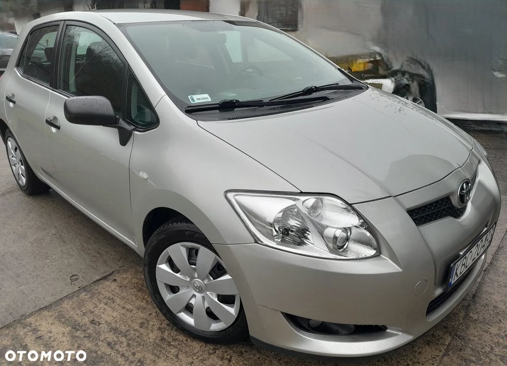 Toyota Auris 1.6 VVT-i Terra - 4