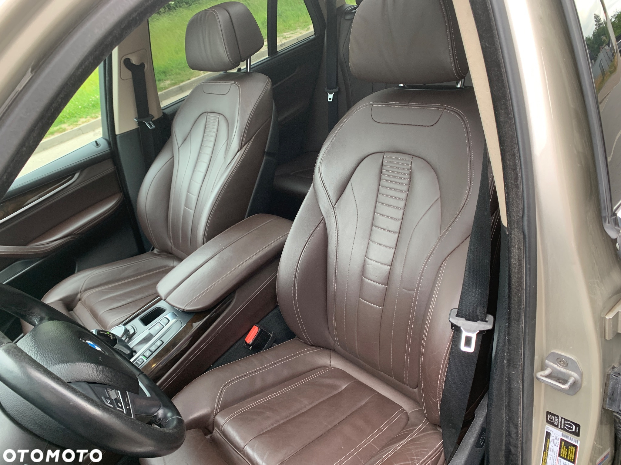 BMW X5 xDrive35i - 16