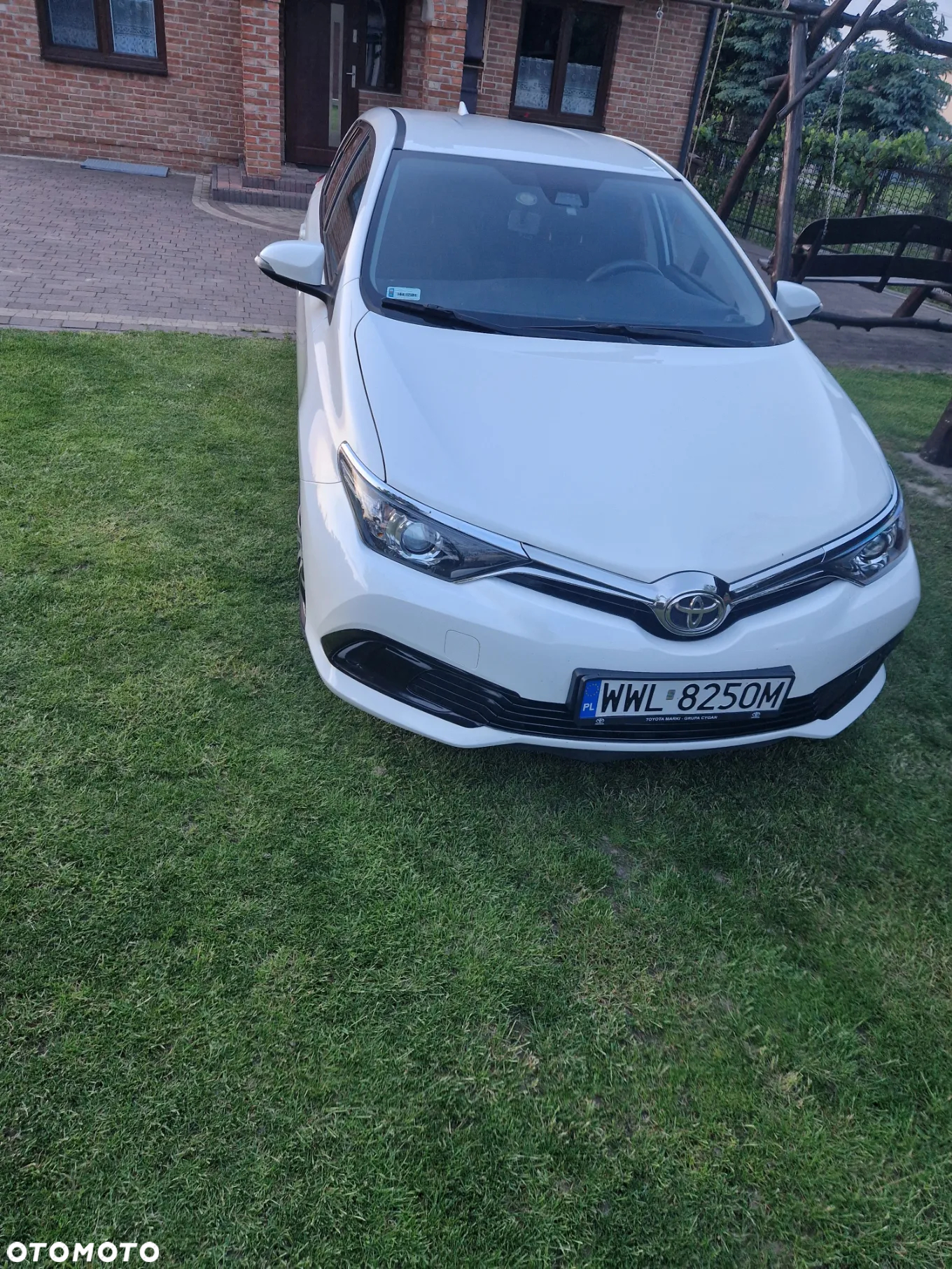 Toyota Auris 1.4 D-4D Active - 3