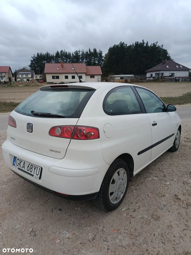 Seat Ibiza 1.4 16V Reference - 5