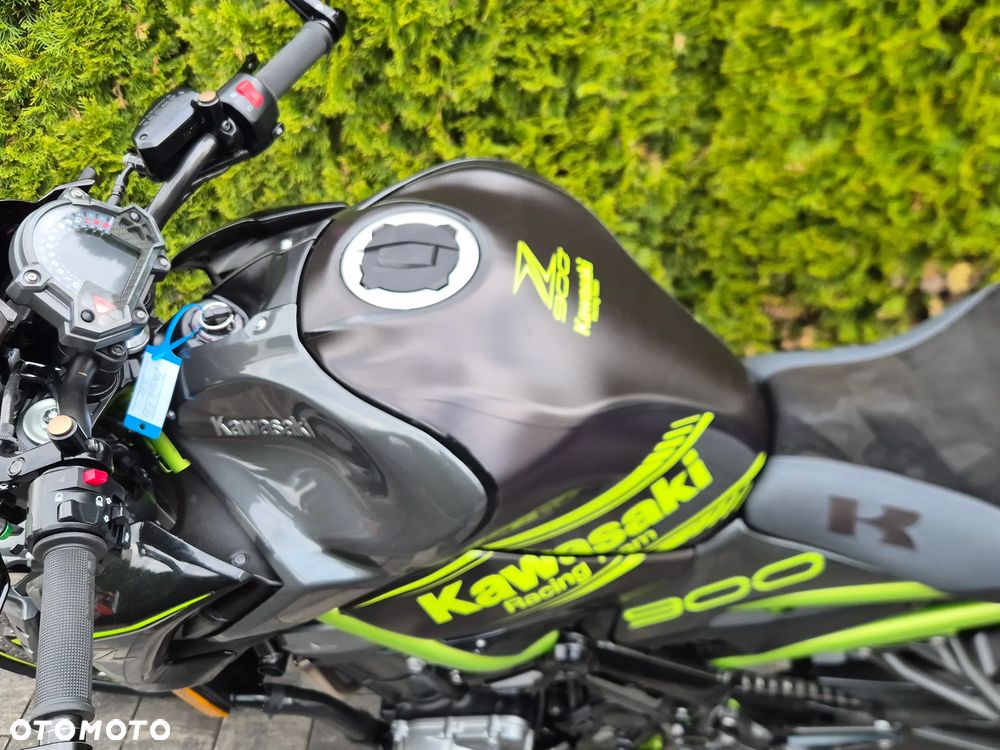 Kawasaki Z 900 - 20
