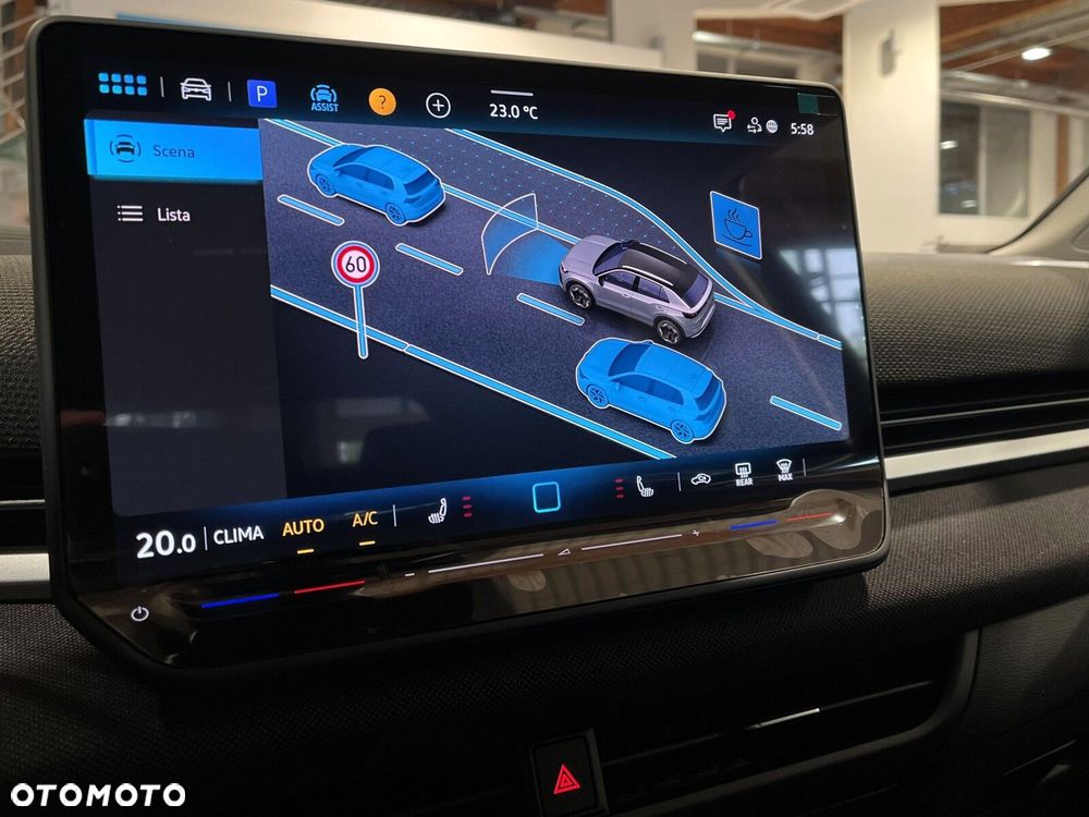 Volkswagen T-Roc 1.5 eTSI Life DSG - 21