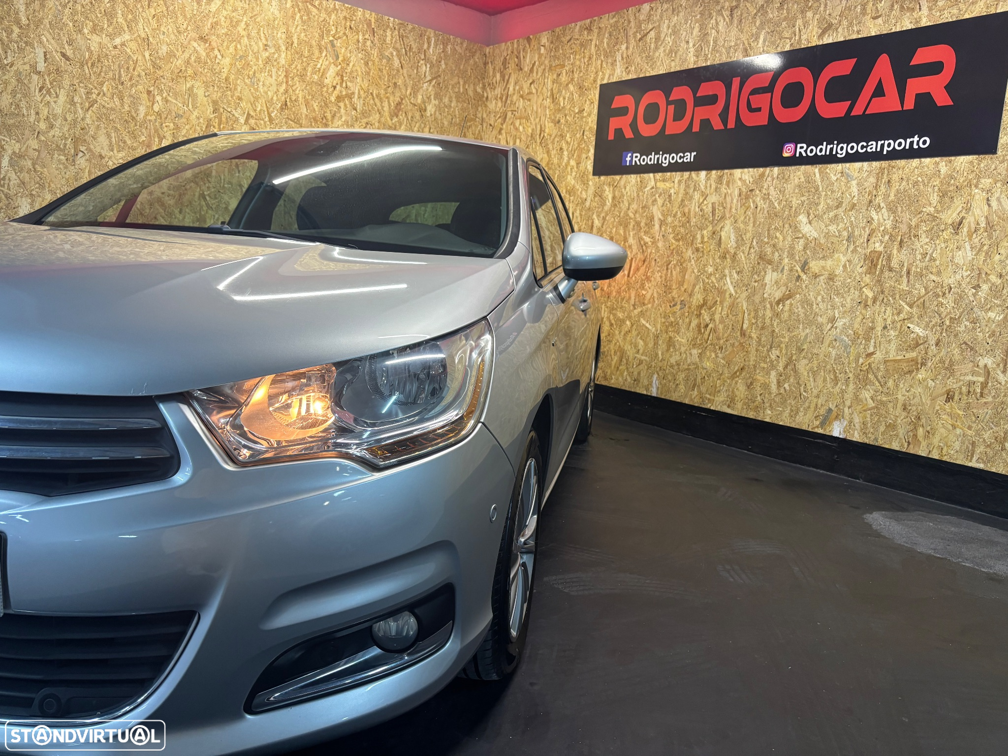 Citroën C4 1.6 e-HDi Exclusive - 29