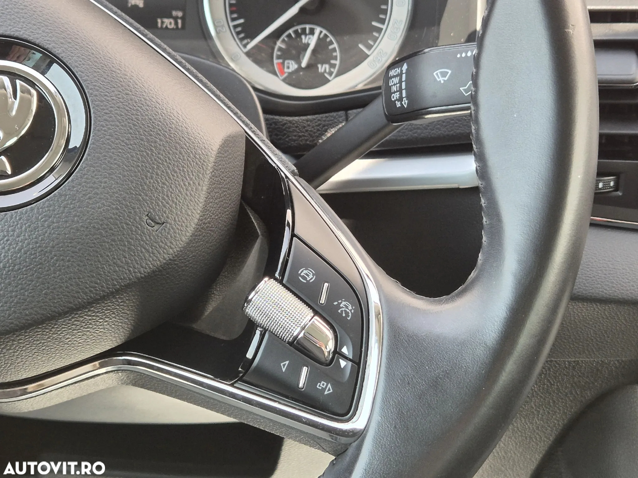 Skoda Karoq 1.5 TSI DSG Style - 17