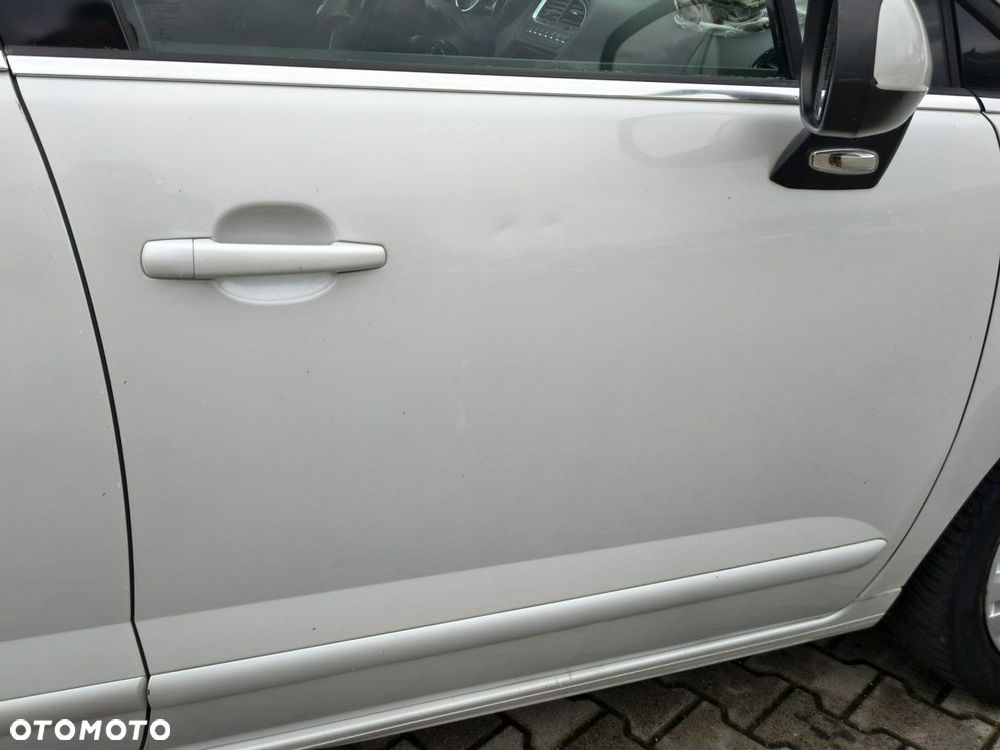 Peugeot 5008 - 11